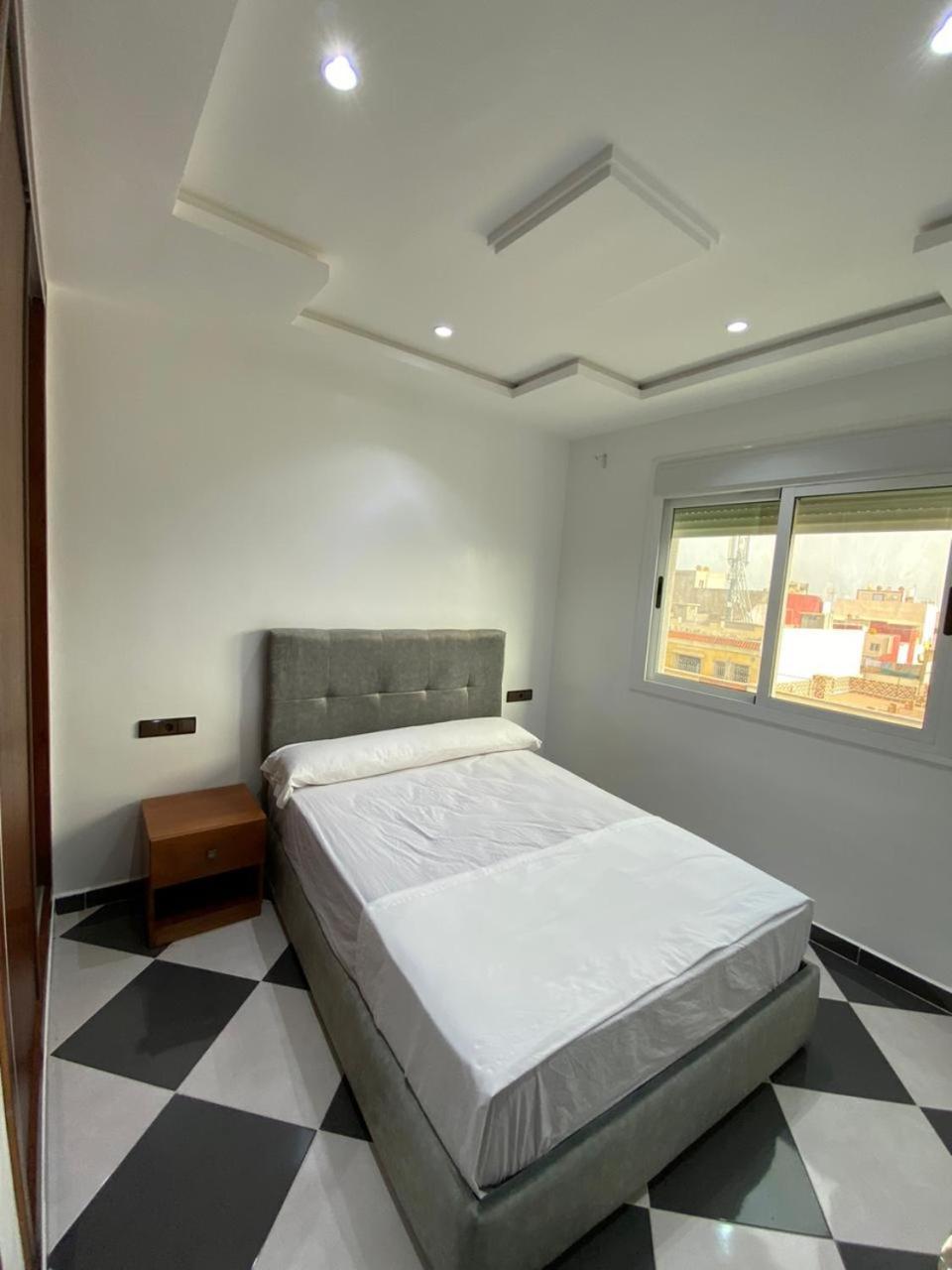 Dina Apartments Фнідк Екстер'єр фото