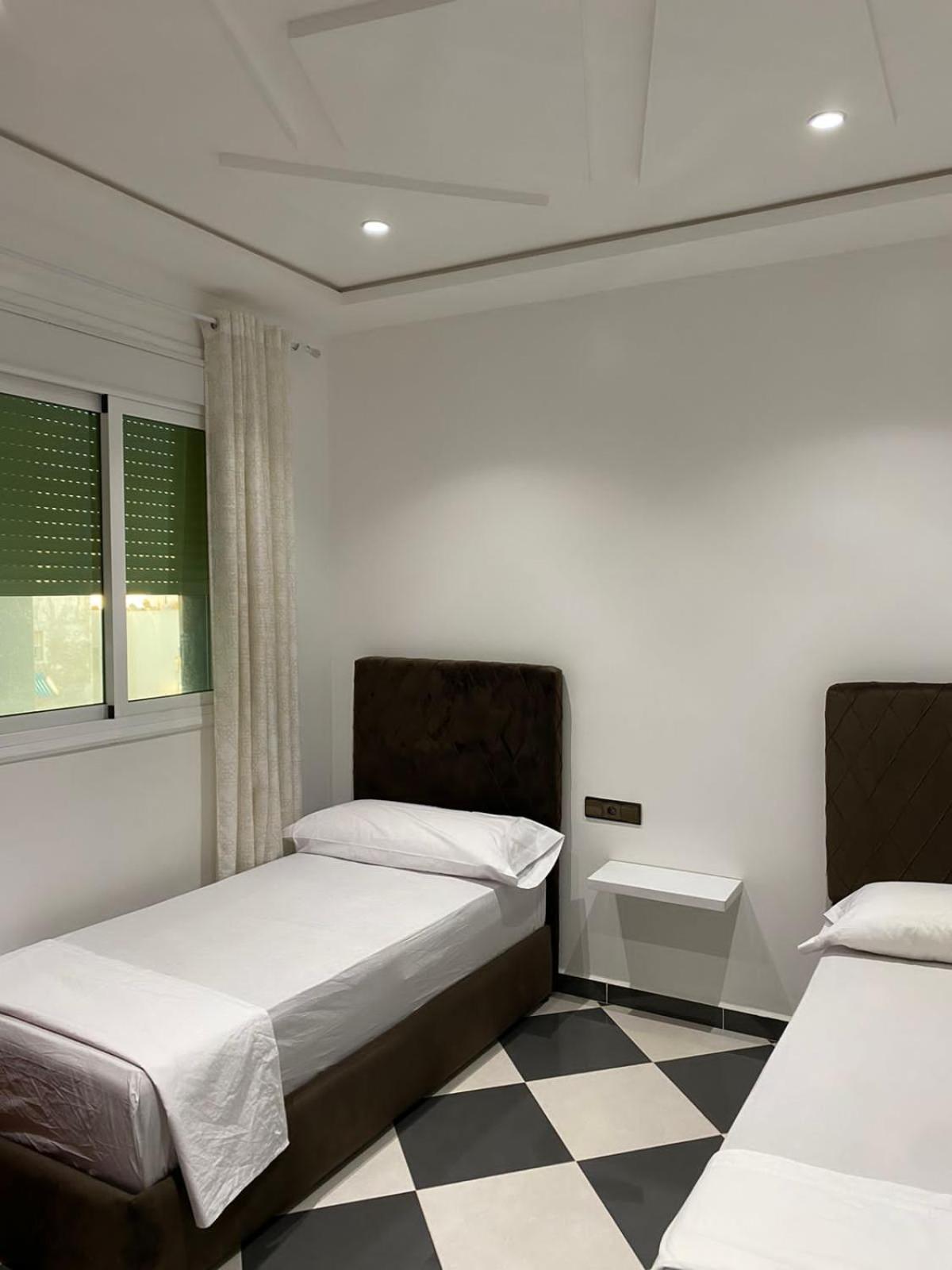 Dina Apartments Фнідк Екстер'єр фото