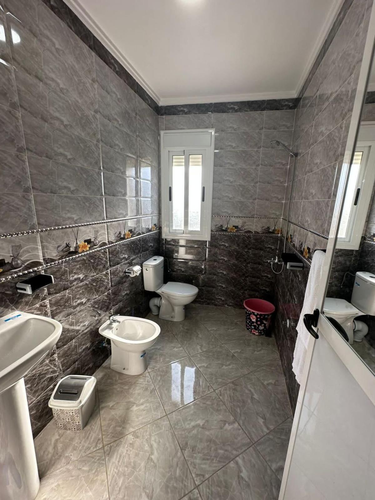 Dina Apartments Фнідк Екстер'єр фото