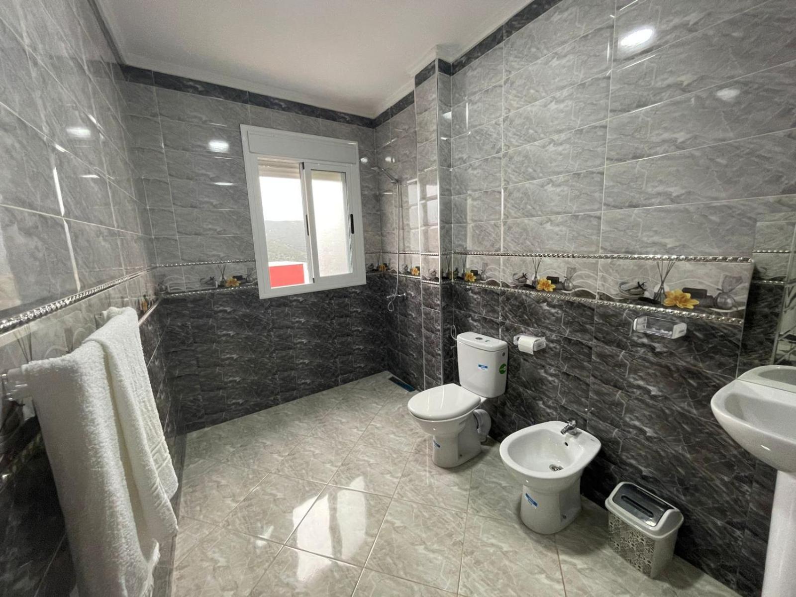 Dina Apartments Фнідк Екстер'єр фото