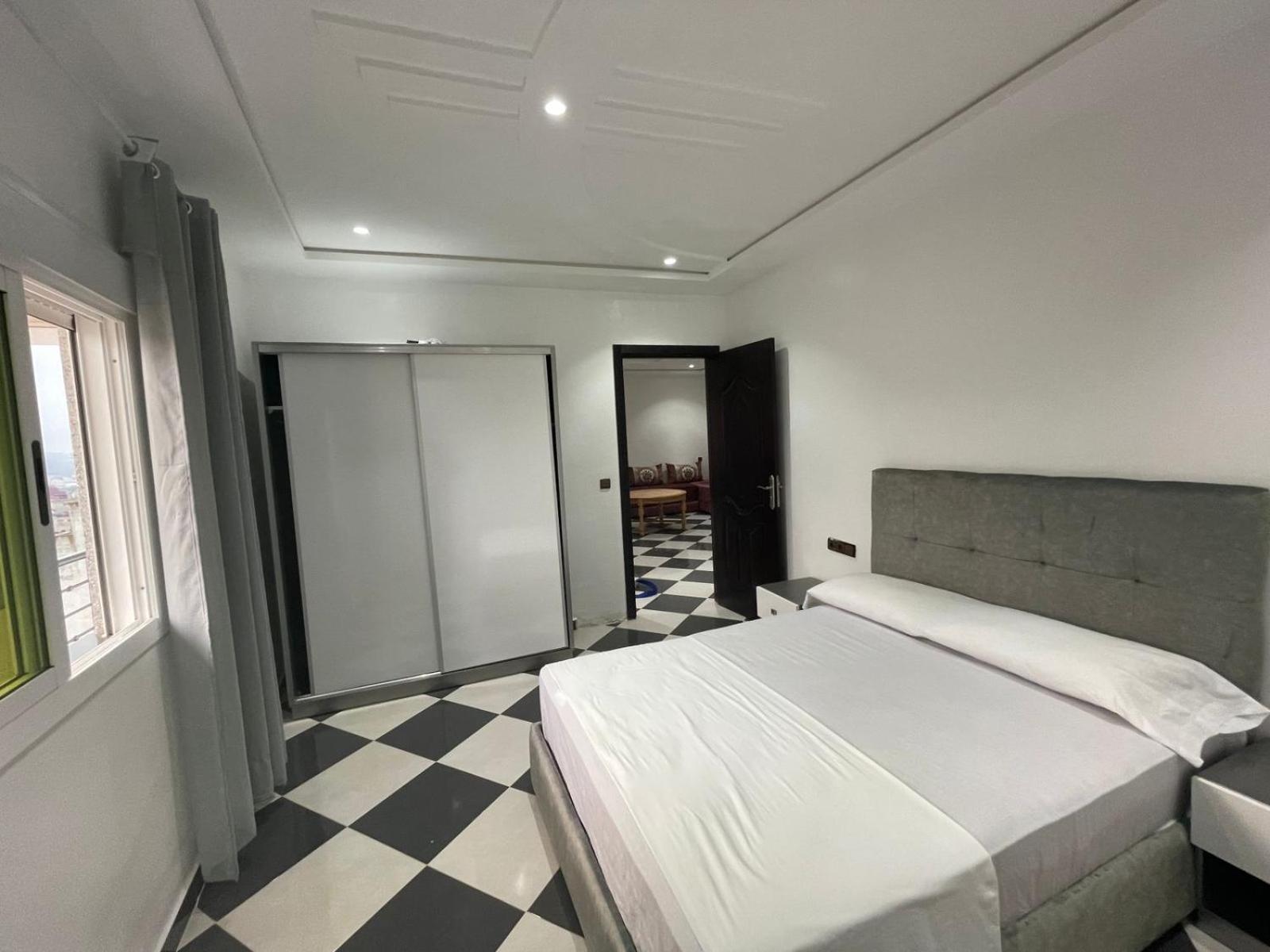 Dina Apartments Фнідк Екстер'єр фото