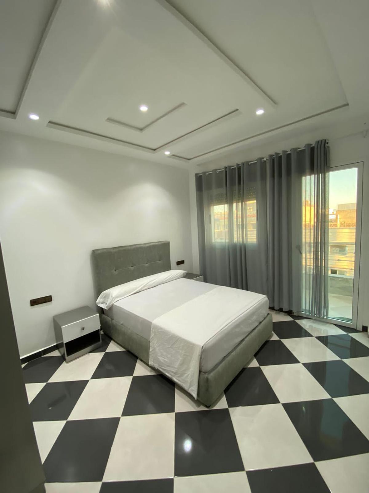 Dina Apartments Фнідк Екстер'єр фото