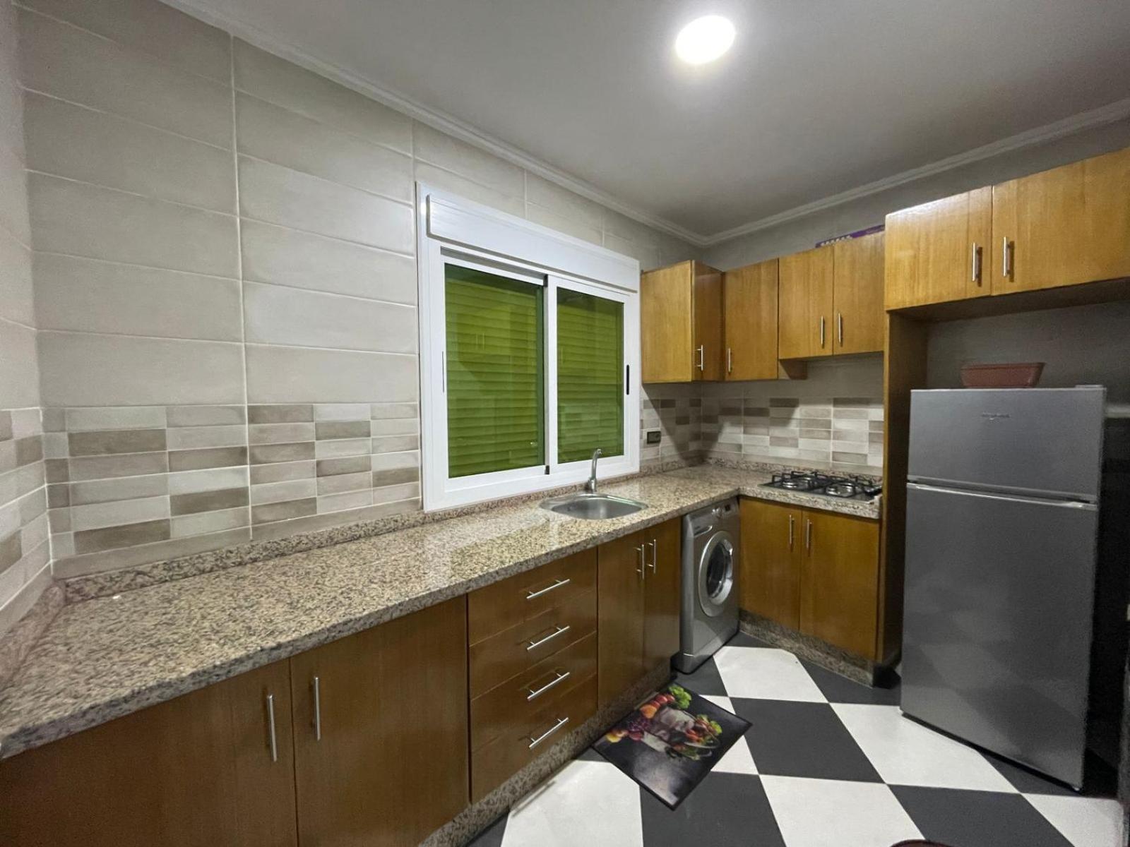 Dina Apartments Фнідк Екстер'єр фото
